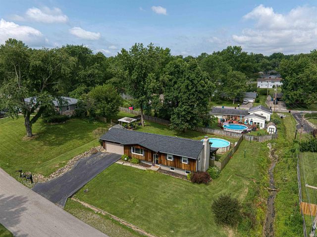 713 Carole Place, Newburgh, IN 47630