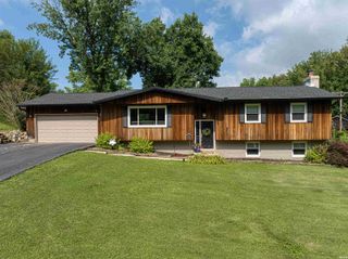 713 Carole Place, Newburgh, IN 47630