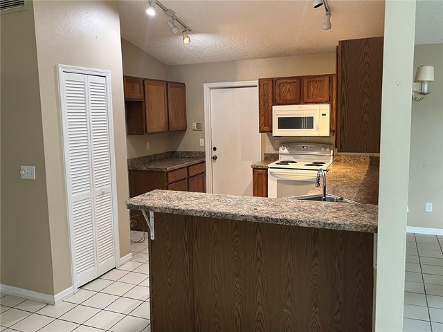 1244 CREEK WOODS CIRCLE, St Cloud, FL 34772