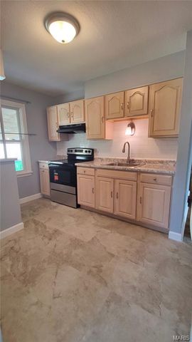 10314 Millwood Avenue, St Ann, MO 63074