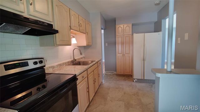 10314 Millwood Avenue, St Ann, MO 63074