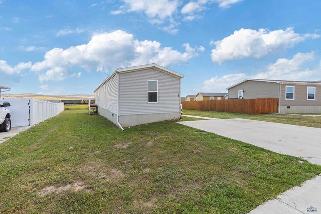 987 BENNINGTON DR, Box Elder, SD 57719