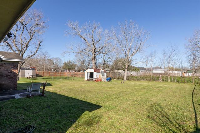 13718 Willie Melton Boulevard, Kendleton, TX 77451