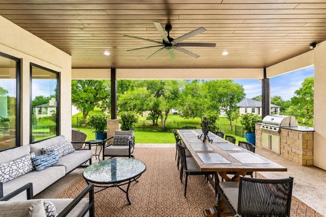 2900 Bay West BLVD, Horseshoe Bay, TX 78657