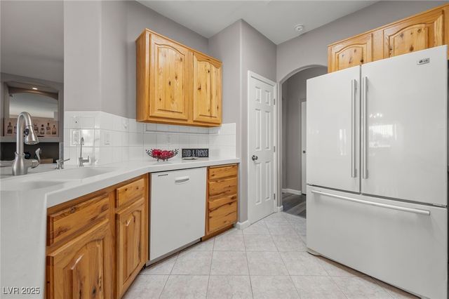 1195 Golf Club Drive, Laughlin, NV 89029