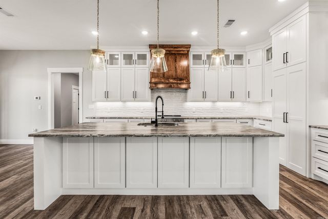 442 Shaw Bridge Road, Greenbrier, AR 72058