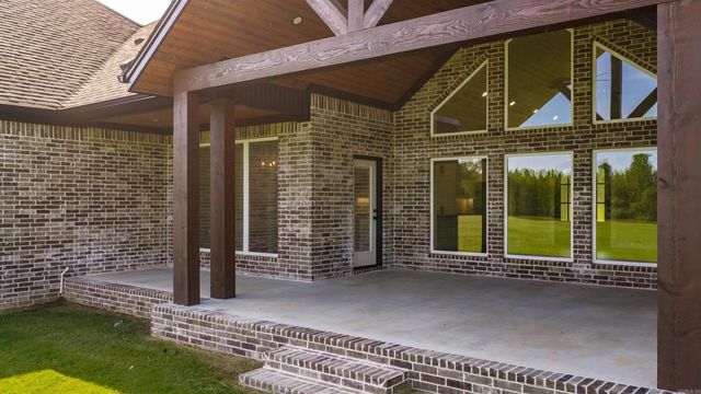 442 Shaw Bridge Road, Greenbrier, AR 72058