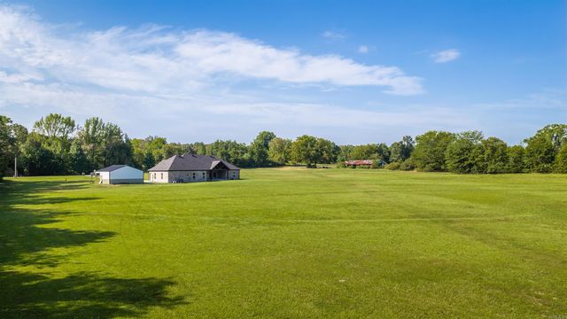 442 Shaw Bridge Road, Greenbrier, AR 72058