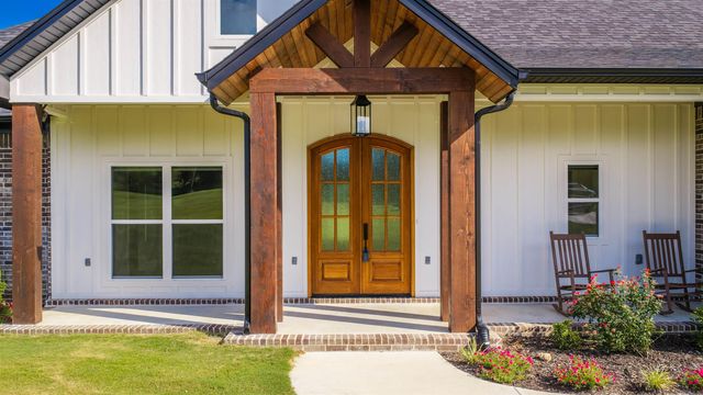 442 Shaw Bridge Road, Greenbrier, AR 72058