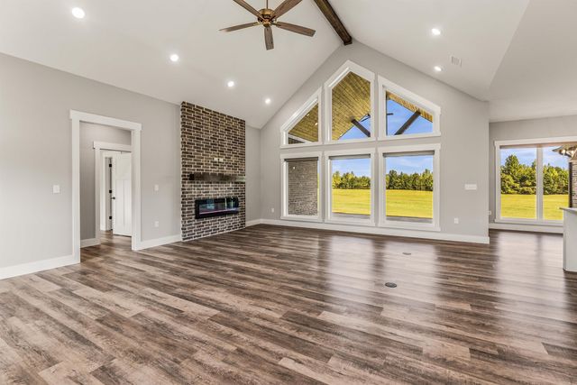 442 Shaw Bridge Road, Greenbrier, AR 72058