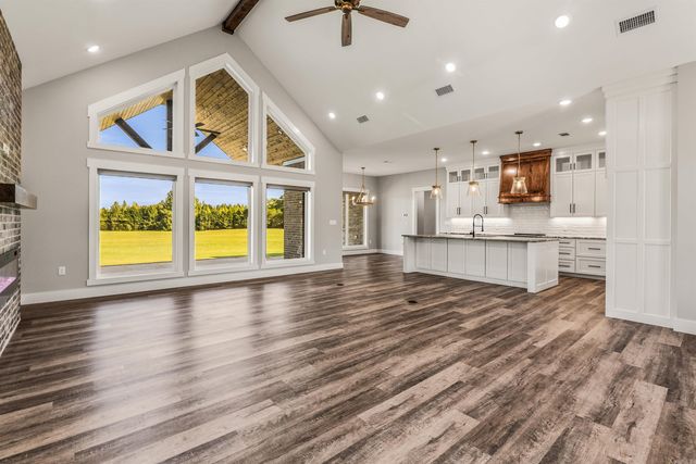 442 Shaw Bridge Road, Greenbrier, AR 72058