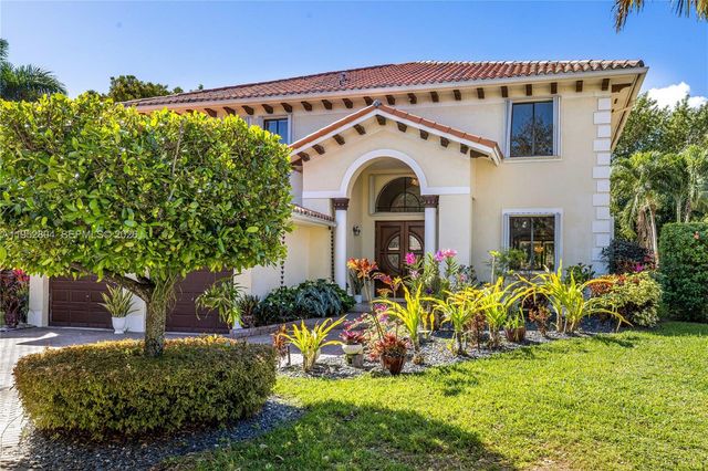 19086 SW 76th Ave, Cutler Bay, FL 33157