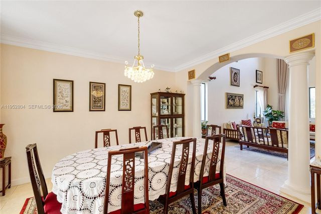 19086 SW 76th Ave, Cutler Bay, FL 33157