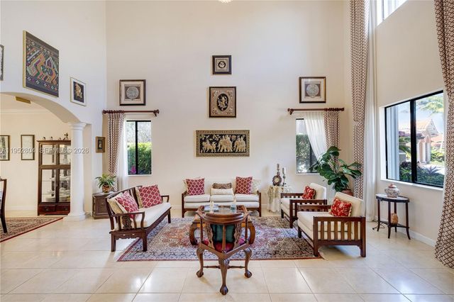 19086 SW 76th Ave, Cutler Bay, FL 33157