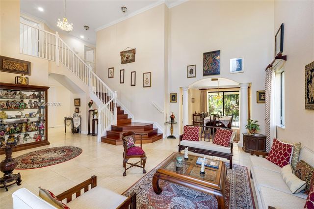 19086 SW 76th Ave, Cutler Bay, FL 33157