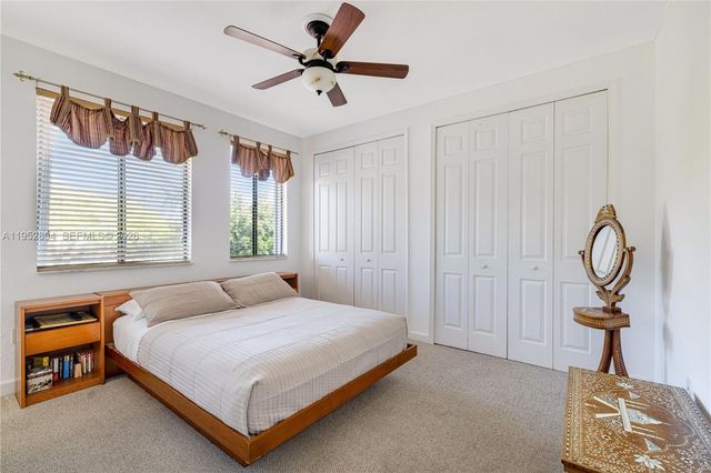 19086 SW 76th Ave, Cutler Bay, FL 33157