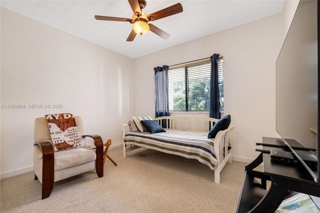 19086 SW 76th Ave, Cutler Bay, FL 33157