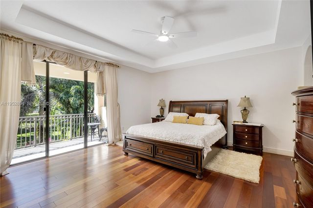 19086 SW 76th Ave, Cutler Bay, FL 33157