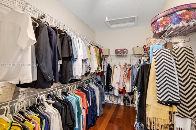 19086 SW 76th Ave, Cutler Bay, FL 33157