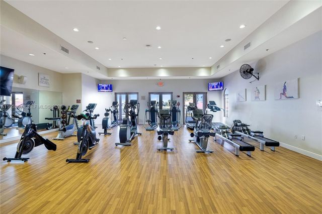 19086 SW 76th Ave, Cutler Bay, FL 33157