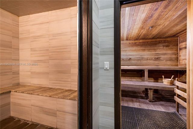 19086 SW 76th Ave, Cutler Bay, FL 33157