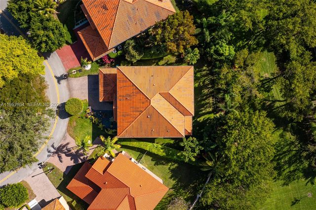 19086 SW 76th Ave, Cutler Bay, FL 33157