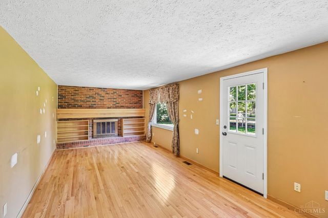 8125 Woodward Drive, West Chester, OH 45069