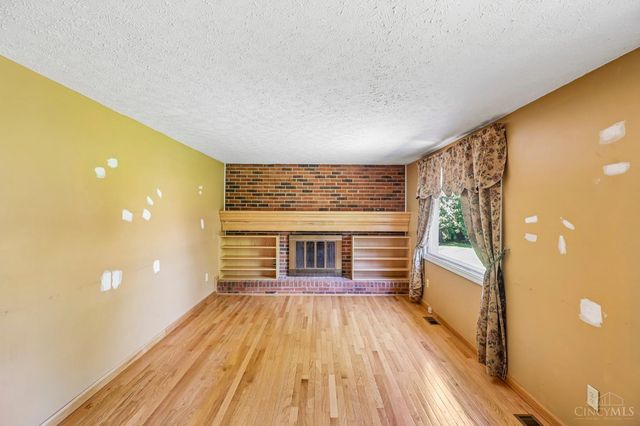 8125 Woodward Drive, West Chester, OH 45069