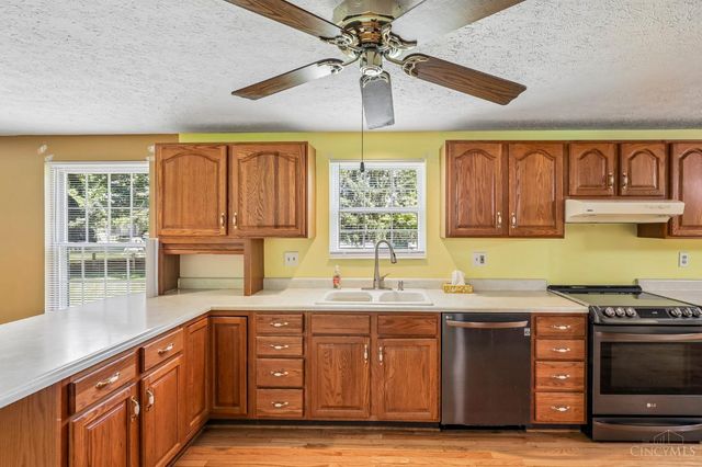 8125 Woodward Drive, West Chester, OH 45069