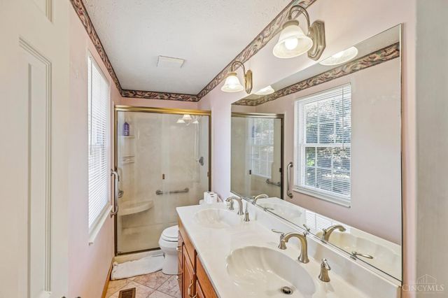 8125 Woodward Drive, West Chester, OH 45069