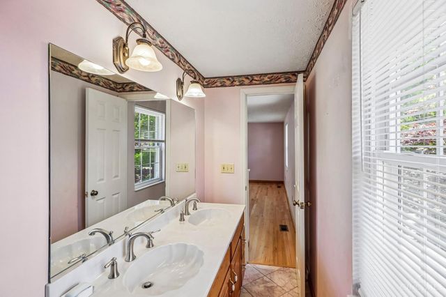 8125 Woodward Drive, West Chester, OH 45069