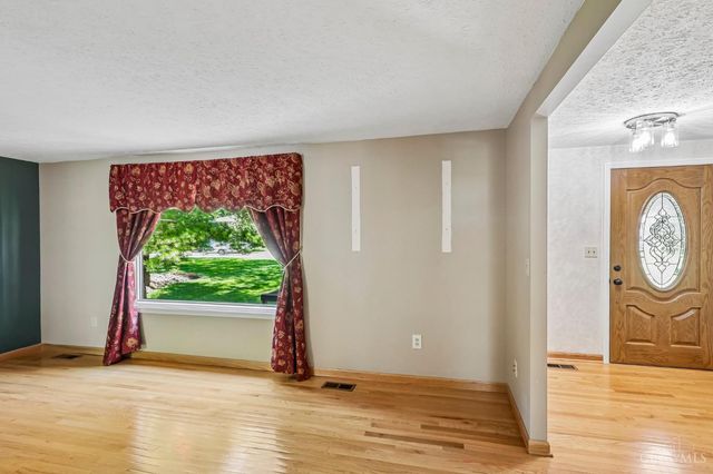 8125 Woodward Drive, West Chester, OH 45069