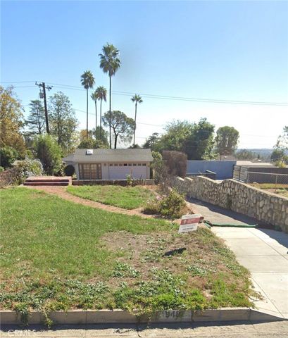 948 E Poppyfields Drive, Altadena, CA 91001
