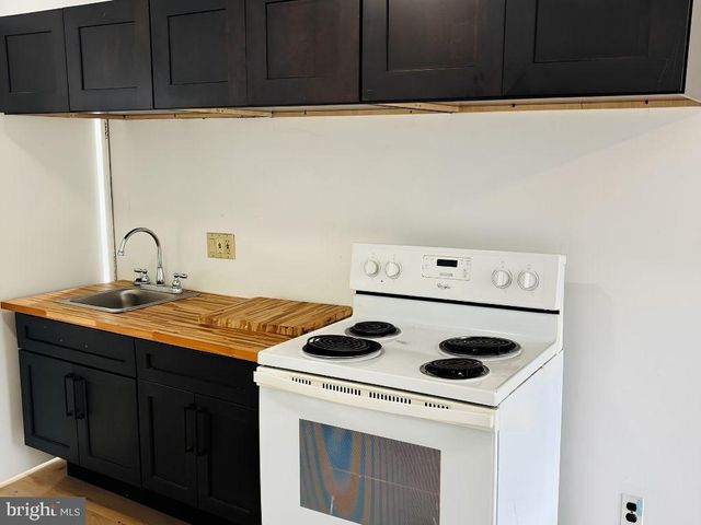 644 COOPER ST, Beverly, NJ 08010