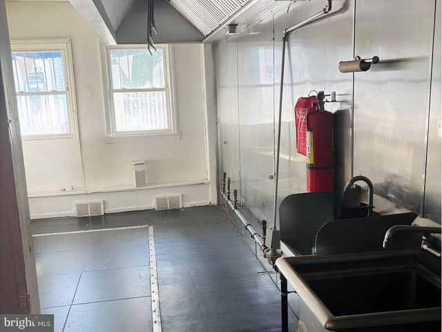 644 COOPER ST, Beverly, NJ 08010