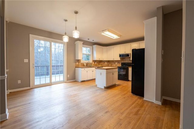 3625 Rosehaven Way, Suwanee, GA 30024