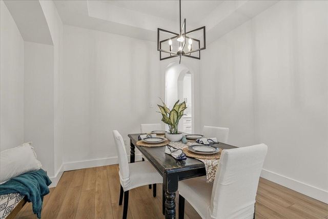 1037 Westerham CT, Huddleston, VA 24104