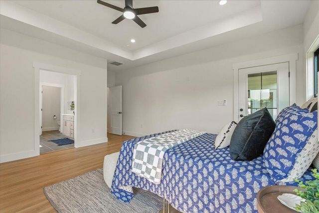 1037 Westerham CT, Huddleston, VA 24104