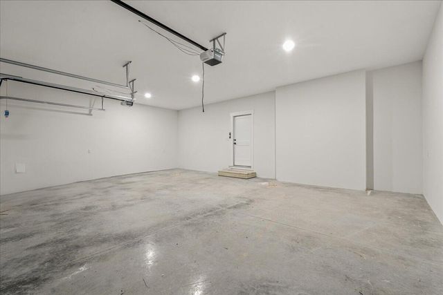 1037 Westerham CT, Huddleston, VA 24104