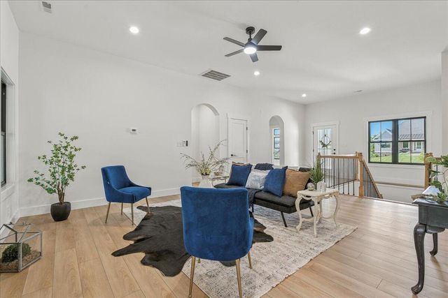 1037 Westerham CT, Huddleston, VA 24104