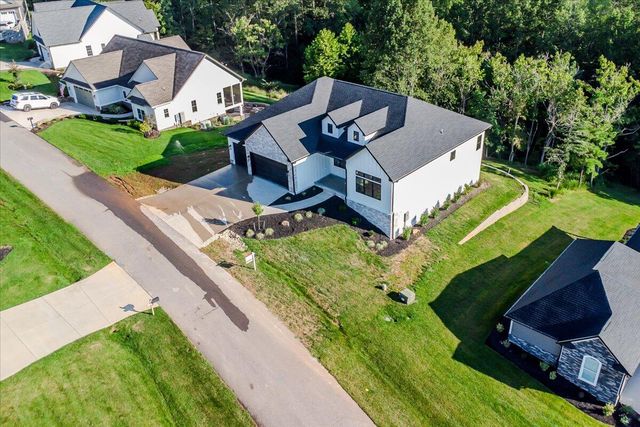 1037 Westerham CT, Huddleston, VA 24104