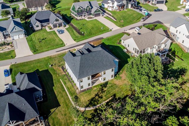 1037 Westerham CT, Huddleston, VA 24104