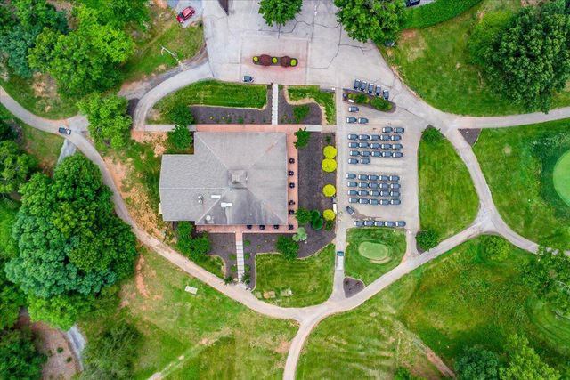 1037 Westerham CT, Huddleston, VA 24104