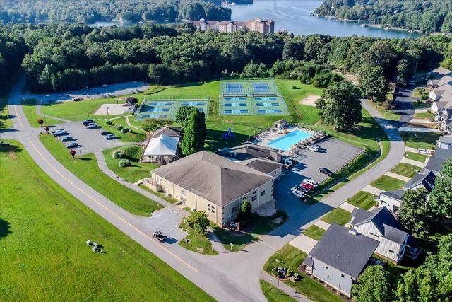 1037 Westerham CT, Huddleston, VA 24104