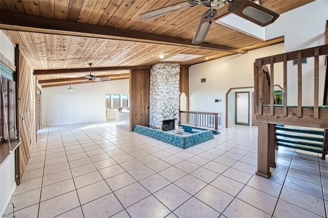 1221 SW 49th ST, Cape Coral, FL 33914