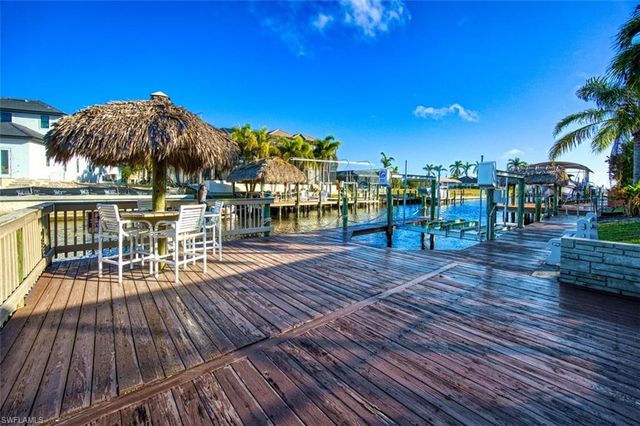 1221 SW 49th ST, Cape Coral, FL 33914