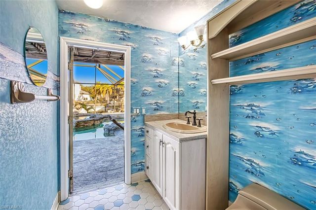1221 SW 49th ST, Cape Coral, FL 33914