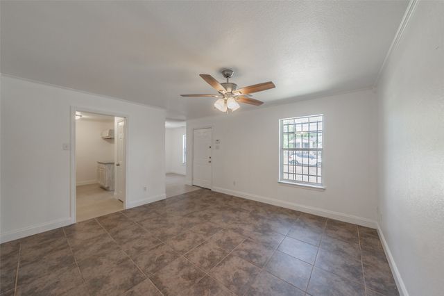 1534 Marfa Avenue, Dallas, TX 75216