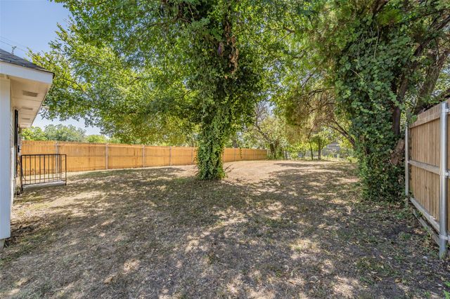 1534 Marfa Avenue, Dallas, TX 75216