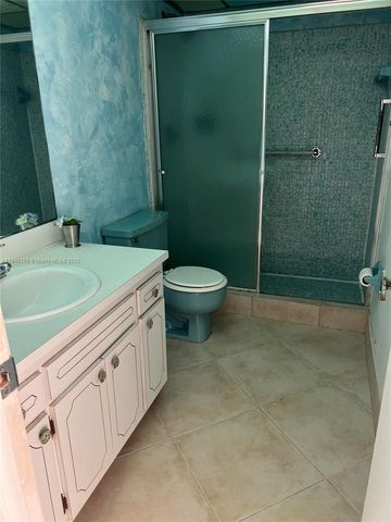 3250 NW 85th Ave 7, Coral Springs, FL 33065